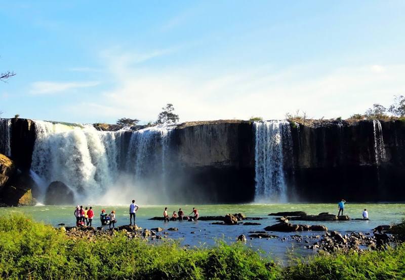 Tour Hà Nôi - Buôn Ma Thuột - Pleiku 4 ngày giá cực shock