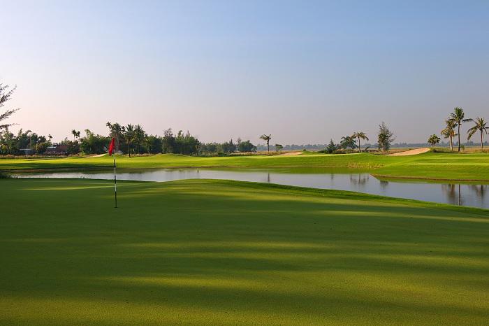 Tour Golf Đà Nẵng, Montgomerie Links - Bà Nà Hills Golf Club