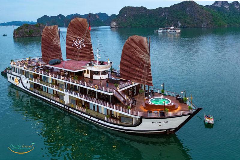 Tour Du Thuyền 5 Sao Orchid Classic Cruises 2N1Đ